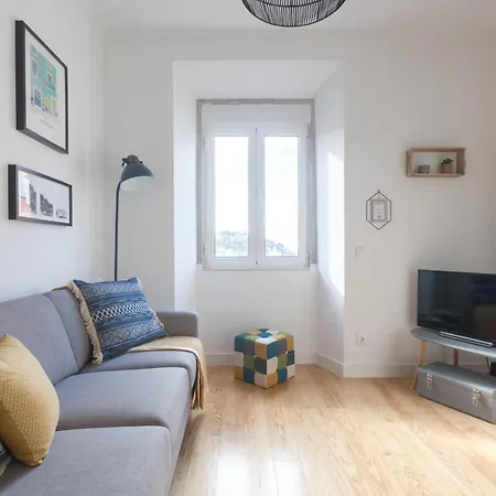 Appartamento Panoramic Graca Duplex With Castle And River Views By Nestatlisbon *