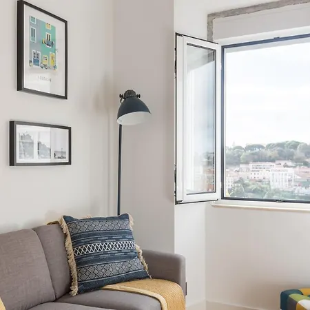 Apartman Panoramic Graca Duplex With Castle And River Views By Nestatlisbon *