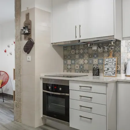 Magnificent Flat With Spectacular Views In Graca ליסבון