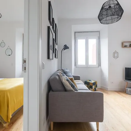 Magnificent Flat With Spectacular Views In Graca Апартаменти Лісабон